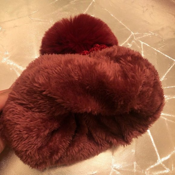 Super Soft & Comfy Red Beanie - Picture 3 of 3